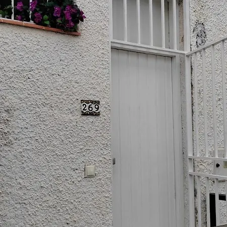 Bouganville En Eureka Apartmán Costa Del Silencio